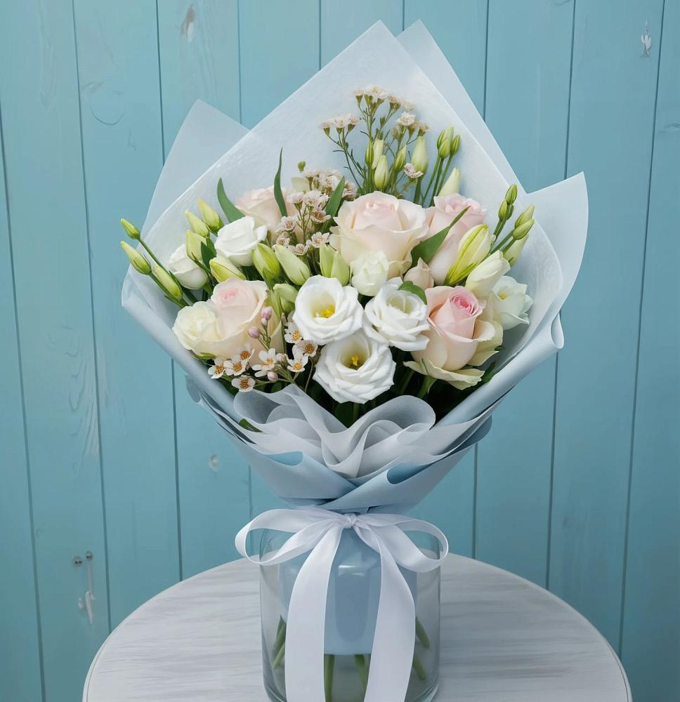 Букет цветов из: Розы и Лизиантусы в Глебычево