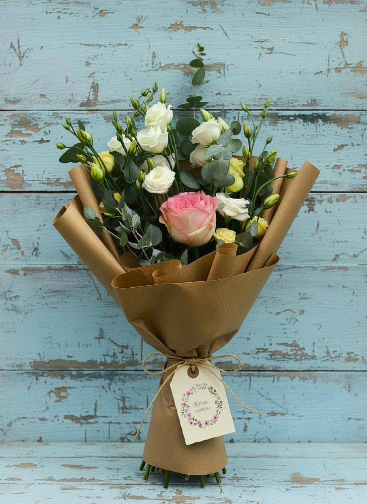 Букет цветов из: Розы и Лизиантусы в Глебычево