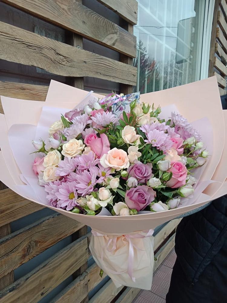 Букет цветов из: Розы и Хризантемы в Глебычево