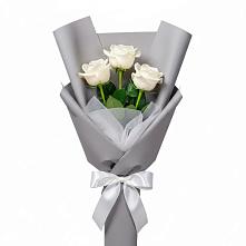 Букет 3 белые розы в Глебычево