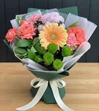 Букет цветов из:  Гвоздики, Розы, Герберы и Хризантемы в Глебычево