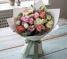 Букет цветов из:  Розы, Лизиантусы и Гвоздики в Глебычево