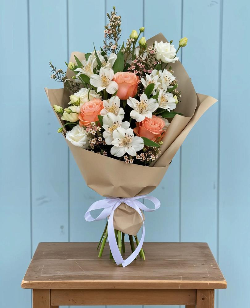 Букет цветов из: Альстромерии, Лизиантусы, Розы и Хризантемы в Глебычево