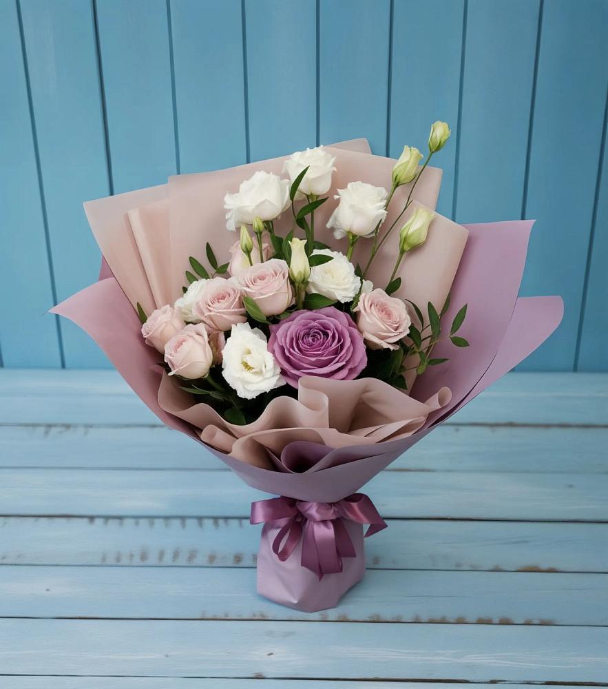 Букет цветов из: Розы и Лизиантусы в Глебычево