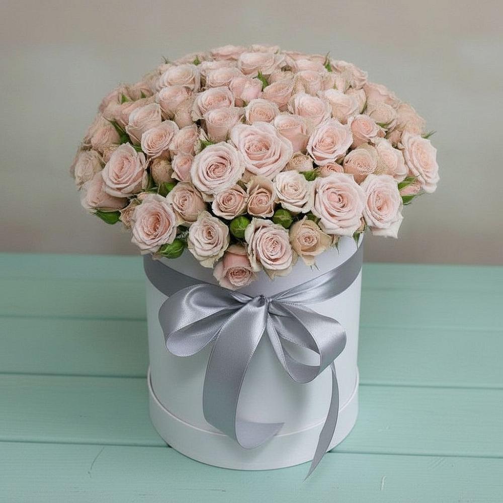 Цветочная композиция из Розы в шляпной коробке в Глебычево